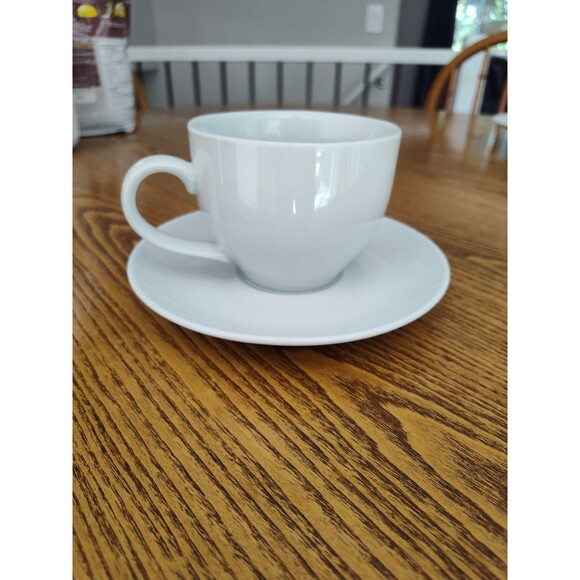 Pottery Barn Great White 12 oz Mug and Saucer Coffee Tea - Picture 1 of 7